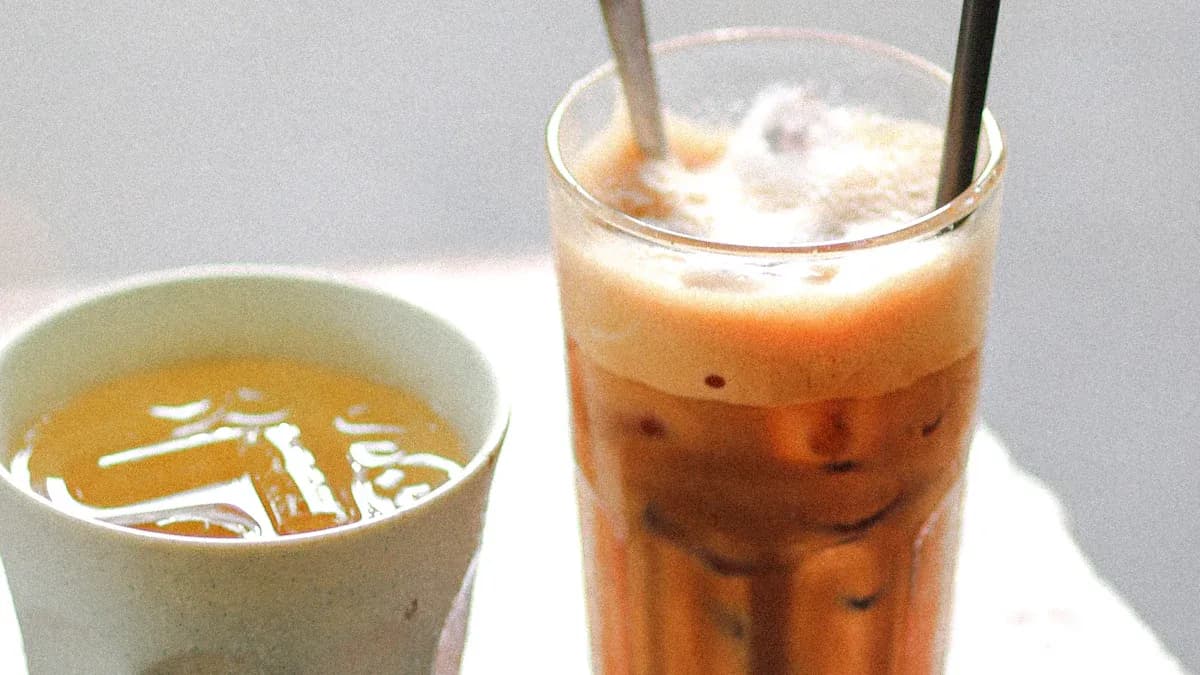 Beverage Needs: Hot Cup vs. Cold Cup